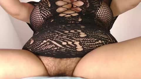 Angela online show from 11-04-25, 07:57