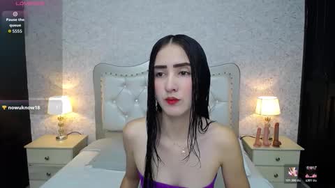 Snapshot of keily_garcia chatting on 01-08-26, 11:23 Keily online show from 01-08-26, 11:23