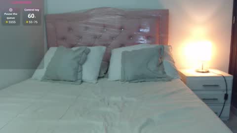 Snapshot of keily_garcia chatting on 02-21-26, 05:36 Keily online show from 02-21-26, 05:36