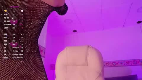 Snapshot of keily_gh1 chatting on 01-09-25, 04:08 KEILY  online show from 01-09-25, 04:08