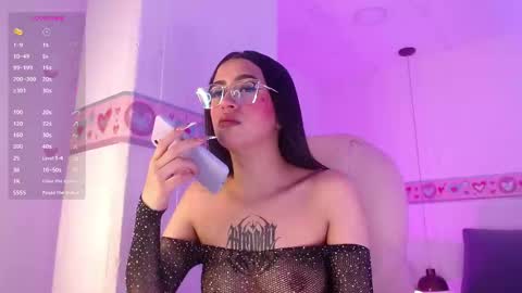 Snapshot of keily_gh1 chatting on 03-02-25, 04:39 KEILY  online show from 03-02-25, 04:39