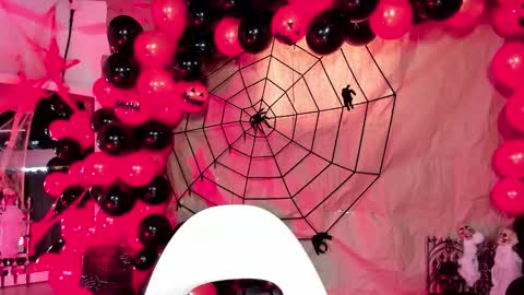 Amy Azaela  online show from 10-17-25, 09:06