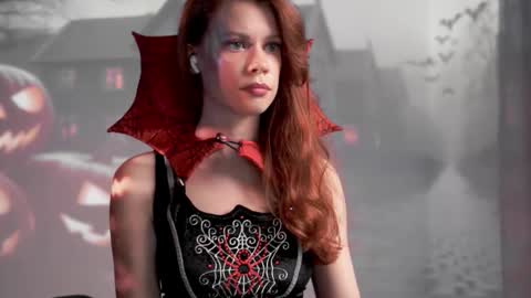 keira_knight online show from 10-31-25, 10:11