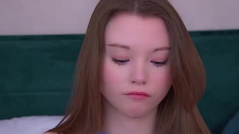 Keira online show from 03-09-26, 06:12