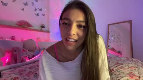 Snapshot of keirasworld chatting on 06-22-26, 12:13 keira online show from 06-22-26, 12:13