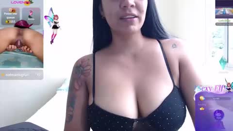 Snapshot of keisha_skinny chatting on 06-05-26, 04:56 Keisha Thomson online show from 06-05-26, 04:56