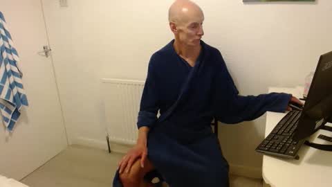 Snapshot of keithc440 chatting on 11-13-25, 07:46 Keith online show from 11-13-25, 07:46