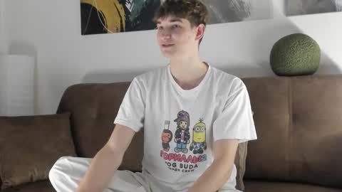 Snapshot of keithcozart1337 chatting on 10-07-25, 12:57 Mark online show from 10-07-25, 12:57