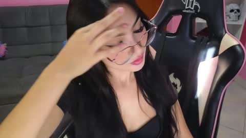 keity_luna online show from 11-13-25, 08:08