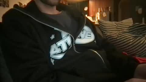 Snapshot of kelkun2828 chatting on 09-11-25, 01:49 kelkun2828 online show from 09-11-25, 01:49