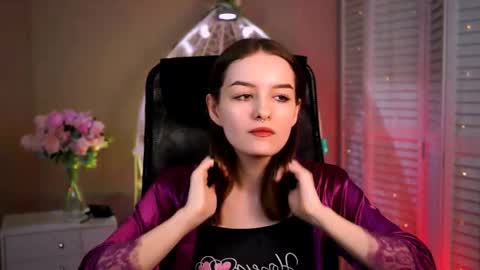 kelliebanshe online show from 04-12-26, 04:17