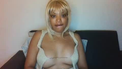 Kellie online show from 04-17-26, 05:54