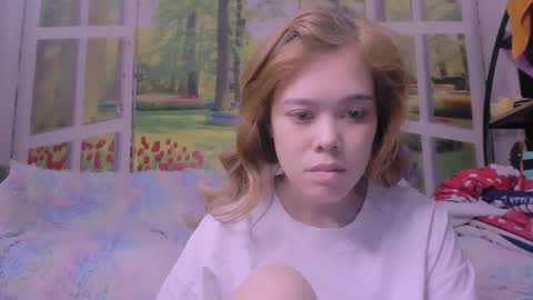 Snapshot of kelly_baby2005 chatting on 02-06-26, 05:12 Kelly online show from 02-06-26, 05:12