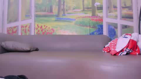 Snapshot of kelly_baby2005 chatting on 02-25-26, 07:51 Kelly online show from 02-25-26, 07:51