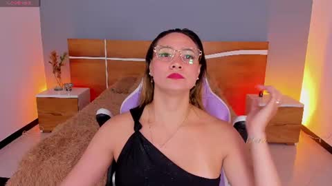 Snapshot of kelly_cute9 chatting on 06-29-26, 05:25 kelly_cute9 online show from 06-29-26, 05:25
