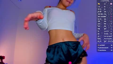 Snapshot of kelly_cuutie chatting on 02-20-26, 06:26 Kelly online show from 02-20-26, 06:26