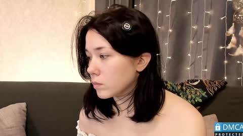 Kelly online show from 04-12-26, 10:53