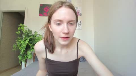 kelly_gerzikaaa online show from 04-14-26, 05:35