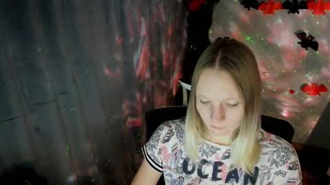 Kelly online show from 10-20-25, 12:38