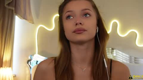 Kelly online show from 04-01-26, 05:19