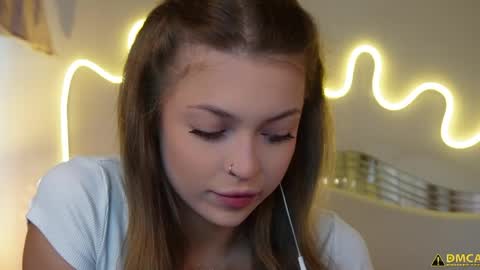 Kelly online show from 04-05-26, 05:04