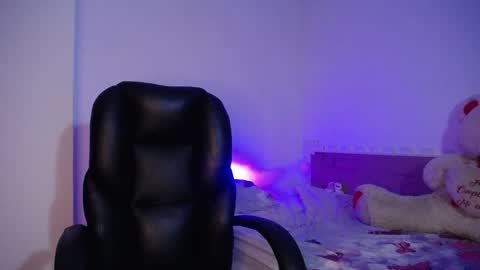 elena online show from 01-07-25, 01:49