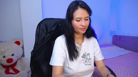 elena online show from 02-13-25, 10:43