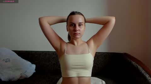 Snapshot of kellycartie chatting on 07-07-26, 04:15 Im Kelly online show from 07-07-26, 04:15