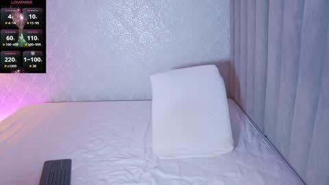 vanessa online show from 11-19-25, 08:53