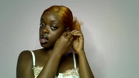 kellymine_ online show from 05-18-26, 01:28