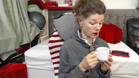 kelly online show from 02-20-26, 09:00