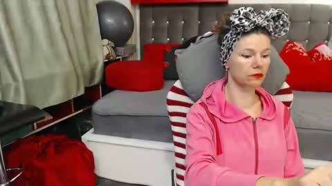 kelly online show from 04-03-26, 03:26