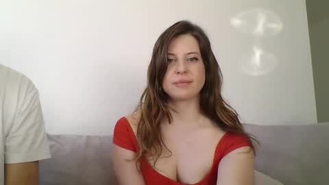 Snapshot of kellyvenous chatting on 11-11-25, 01:33 Kelly online show from 11-11-25, 01:33