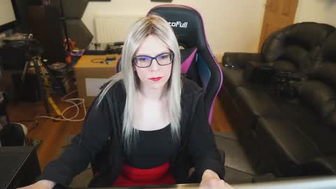 kelseycobalt online show from 01-06-25, 10:26