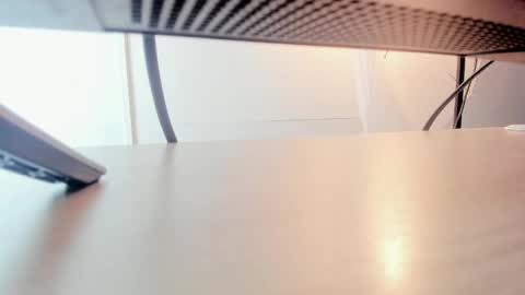    online show from 04-23-26, 12:29