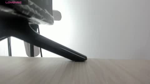    online show from 06-27-26, 12:22