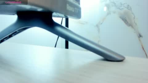    online show from 08-03-26, 12:21