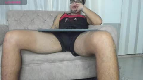 Snapshot of ken_cooper chatting on 01-28-25, 07:10 ken cooper online show from 01-28-25, 07:10