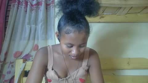 Snapshot of kenchy93 chatting on 10-20-25, 07:42 Kenchy online show from 10-20-25, 07:42