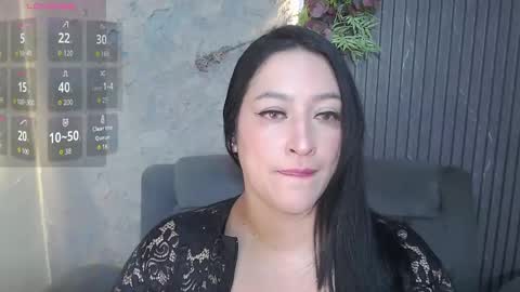 Laura online show from 09-10-25, 12:49
