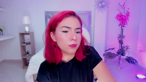 Snapshot of kendaall_jenner chatting on 03-12-25, 04:30 Kendall Jenner online show from 03-12-25, 04:30