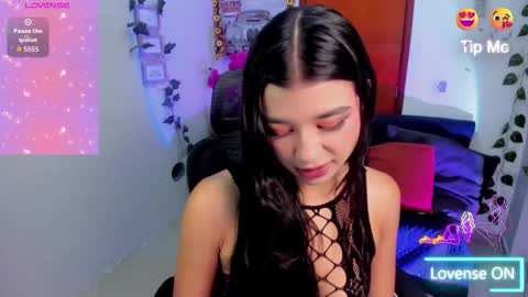 Carolina  online show from 11-06-25, 02:51