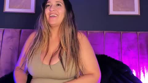 Snapshot of kendalcurvy chatting on 05-26-26, 11:34 Kendal online show from 05-26-26, 11:34