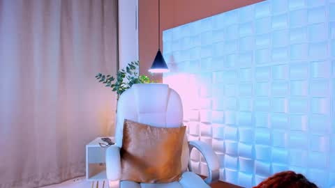 Snapshot of kendall23_ chatting on 02-04-25, 02:10 Kendall online show from 02-04-25, 02:10