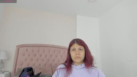 Kendall online show from 10-01-25, 03:56