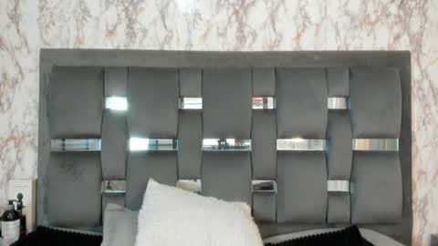 Kendall online show from 01-08-25, 06:31