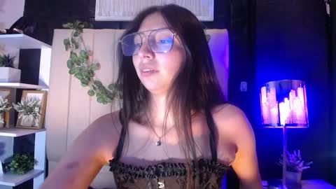kendall_saenz online show from 10-06-25, 07:33