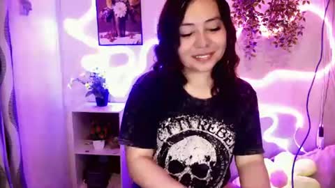 Snapshot of kendall_snow chatting on 07-04-26, 11:00 kendall_snow online show from 07-04-26, 11:00