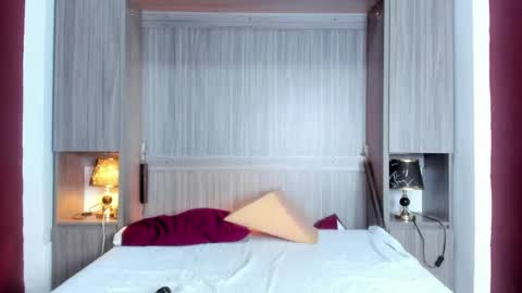 Snapshot of kendallrosse1 chatting on 12-17-24, 05:47 Kendal online show from 12-17-24, 05:47