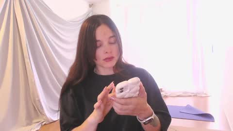 kendall online show from 09-12-25, 09:26